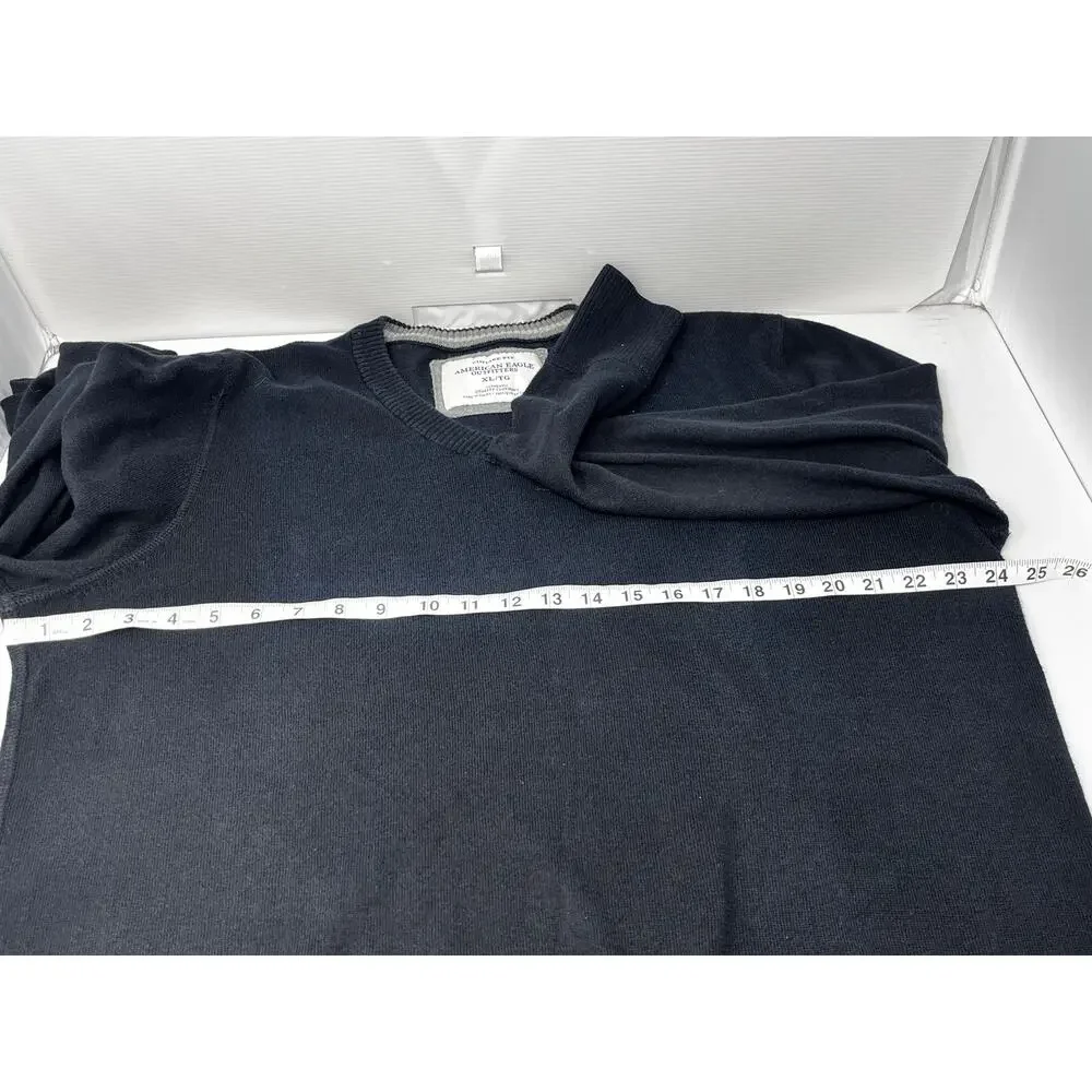 American Eagle Outfitters Pullover Black Sweater XL Pre-Owned with faded area